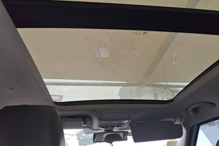 Used Skoda Yeti 2014 1.4TSI DSG All-Wheel Drive Version Headliner