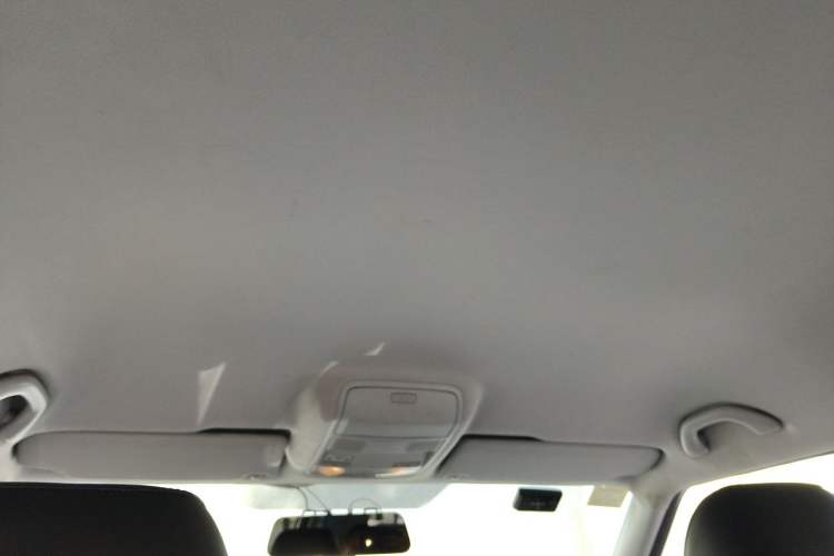 Used Skoda Yeti 2014 1.4TSI Manual Polar Edition Headliner