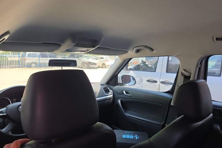Used Skoda Yeti 2014 1.8TSI DSG Polar Edition Headliner