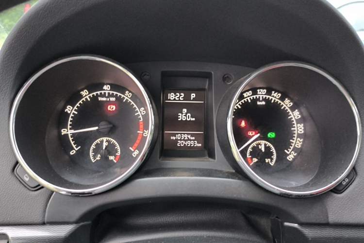 Used Skoda Yeti 2014 1.4TSI DSG Vibrant Edition Instrument Cluster