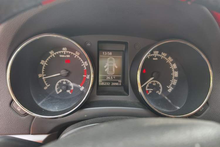Used Skoda Yeti 2014 1.4TSI Manual Polar Edition Instrument Cluster