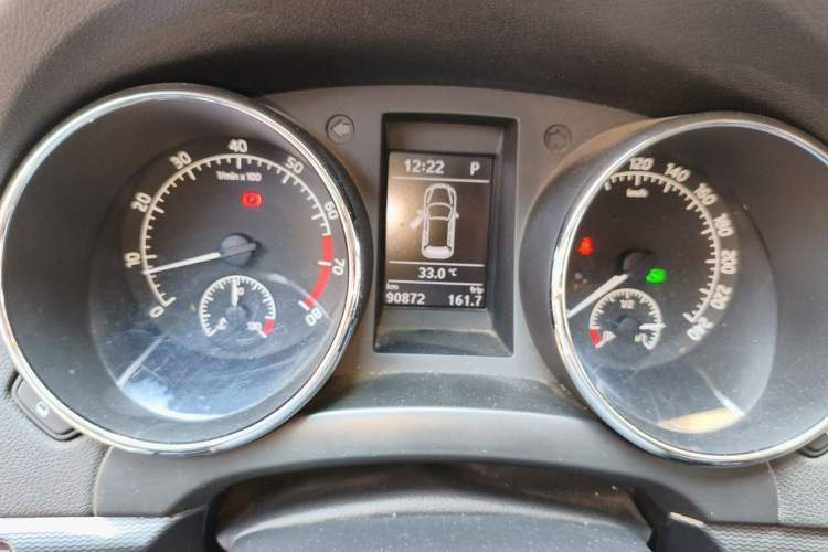 Used Skoda Yeti 2014 1.4 TSI DSG Phantom Edition Instrument Cluster