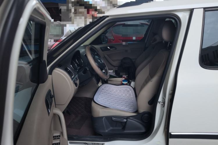 Used Skoda Yeti 2014 1.4 TSI DSG Phantom Edition Left Front Seat