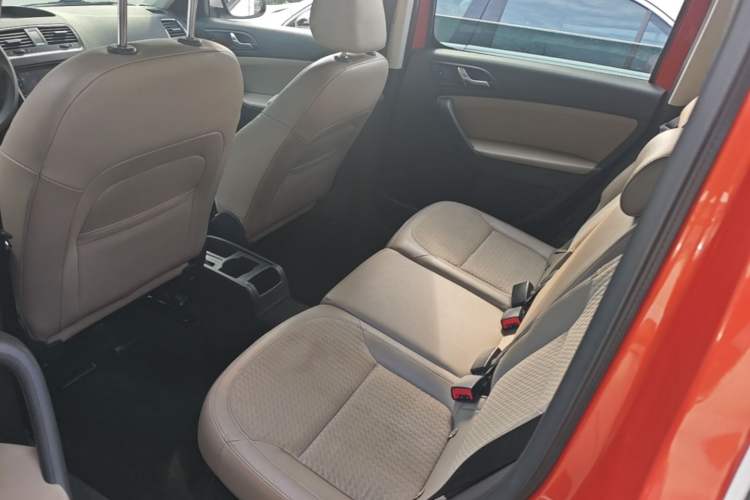 Used Skoda Yeti 2014 1.4TSI DSG Vibrant Edition Left Rear Seat