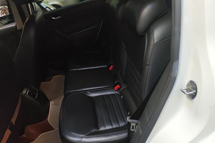 Used Skoda Yeti 2014 1.4 TSI DSG Polar Edition Left Rear Seat