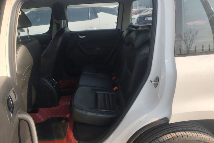Used Skoda Yeti 2014 1.4 TSI DSG Polar Edition Left Rear Seat