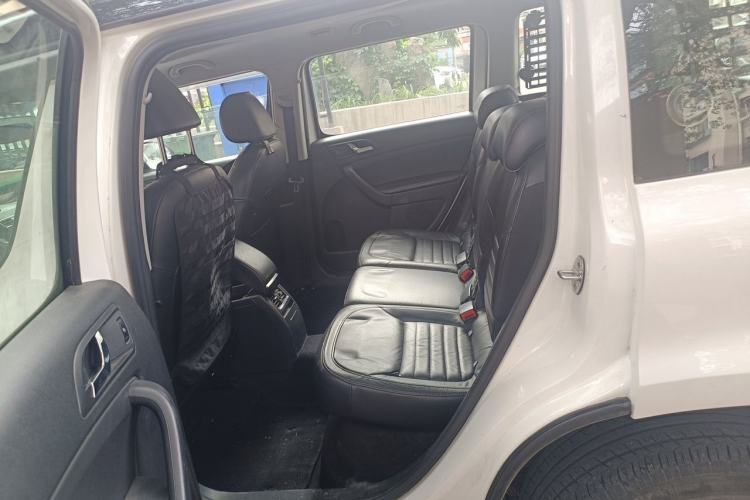 Used Skoda Yeti 2014 1.8TSI DSG Polar Edition Left Rear Seat
