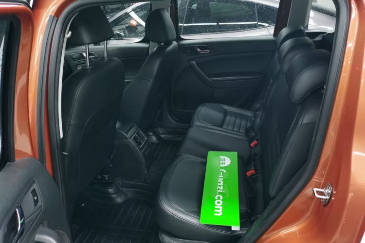Used Skoda Yeti 2014 1.4TSI DSG All-Wheel Drive Version Left Rear Seat