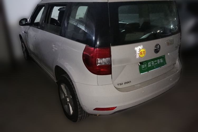 Used Skoda Yeti 2014 1.4TSI DSG Vibrant Edition Rear Left 45 Deg
