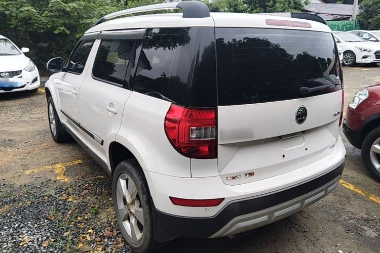 Used Skoda Yeti 2014 1.8TSI DSG Polar Edition Rear Left 45 Deg