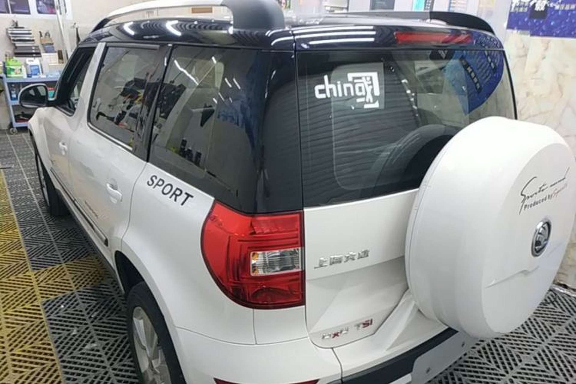 Used Skoda Yeti 2014 1.8TSI DSG Polar Edition Rear Left 45 Deg