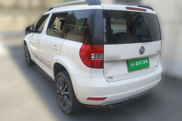 Used Skoda Yeti 2014 1.4 TSI DSG Phantom Edition Rear Left 45 Deg