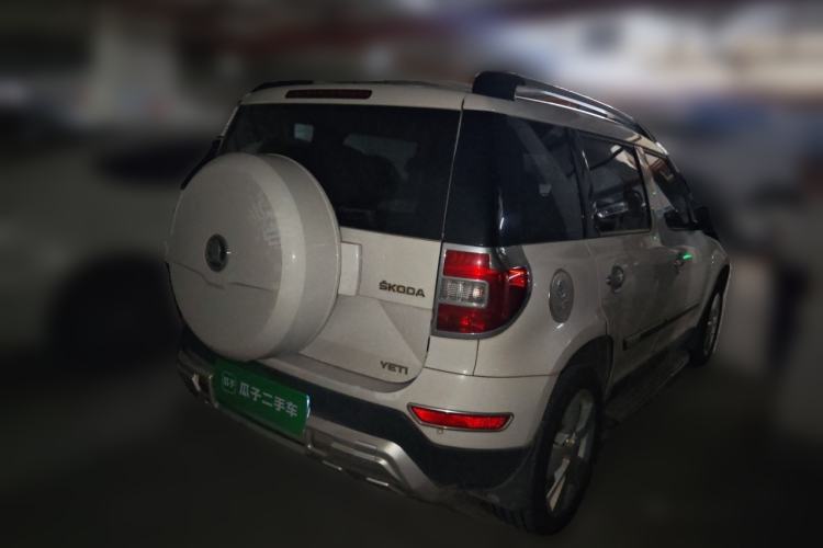 Used Skoda Yeti 2014 1.8TSI DSG Polar Edition Rear Right 45 Deg