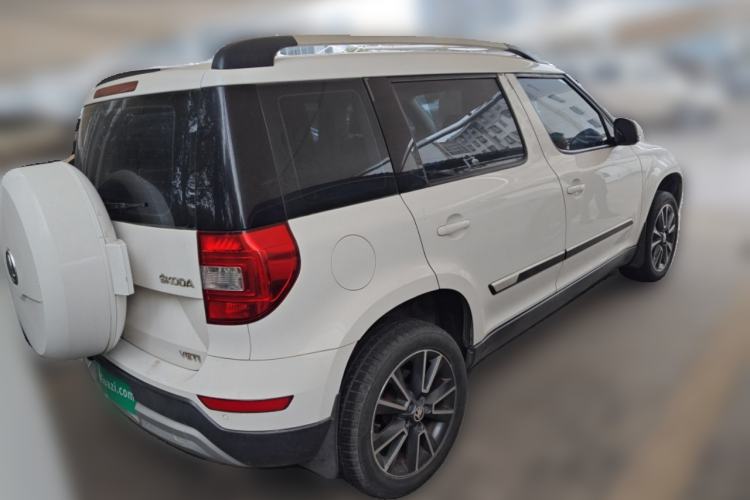Used Skoda Yeti 2014 1.4TSI DSG All-Wheel Drive Version Rear Right 45 Deg