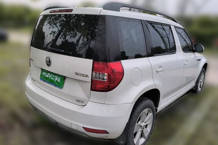 Used Skoda Yeti 2014 1.4TSI DSG Vibrant Edition Rear Right 45 Deg