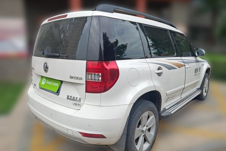 Used Skoda Yeti 2014 1.4TSI DSG Vibrant Edition Rear Right 45 Deg