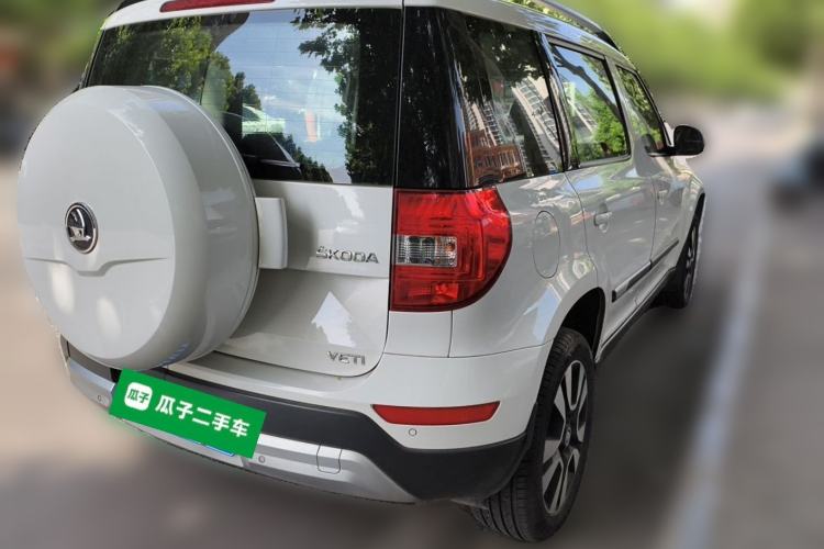 Used Skoda Yeti 2014 1.8TSI DSG All-Wheel Drive Edition Rear Right 45 Deg