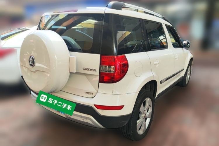 Used Skoda Yeti 2014 1.4 TSI DSG Polar Edition Rear Right 45 Deg