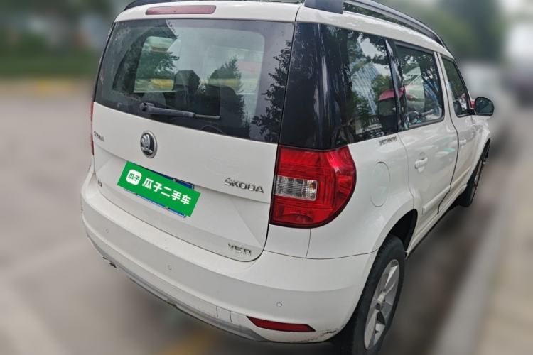 Used Skoda Yeti 2014 1.4TSI DSG Vibrant Edition Rear Right 45 Deg