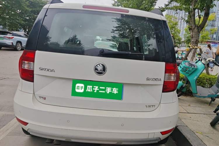 Used Skoda Yeti 2014 1.4TSI DSG Vibrant Edition Rear
