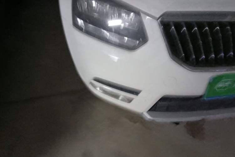 Used Skoda Yeti 2014 1.4TSI DSG Vibrant Edition Right Front Headlight