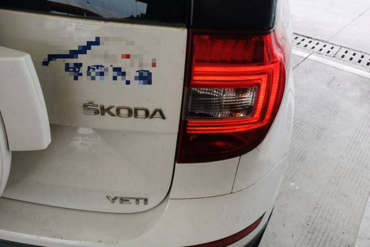 Used Skoda Yeti 2014 1.8TSI DSG All-Wheel Drive Edition Right Rear Taillight