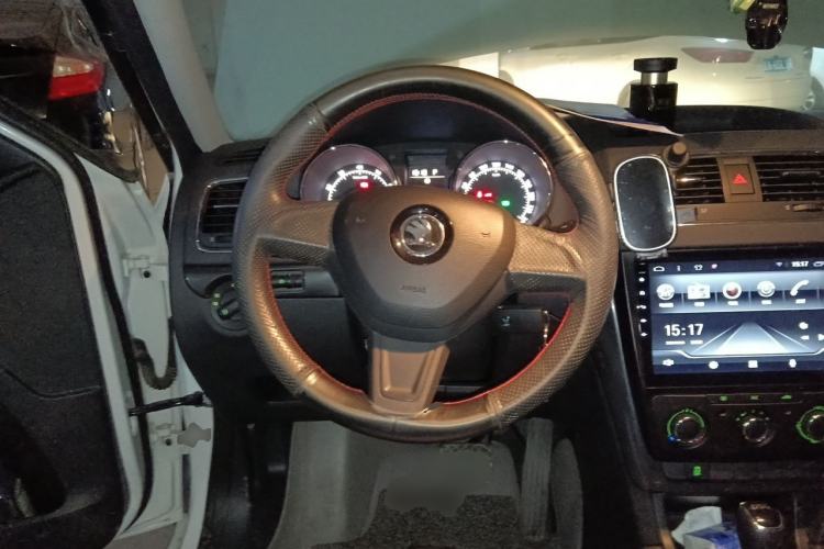 Used Skoda Yeti 2014 1.4TSI DSG Vibrant Edition Steering Wheel