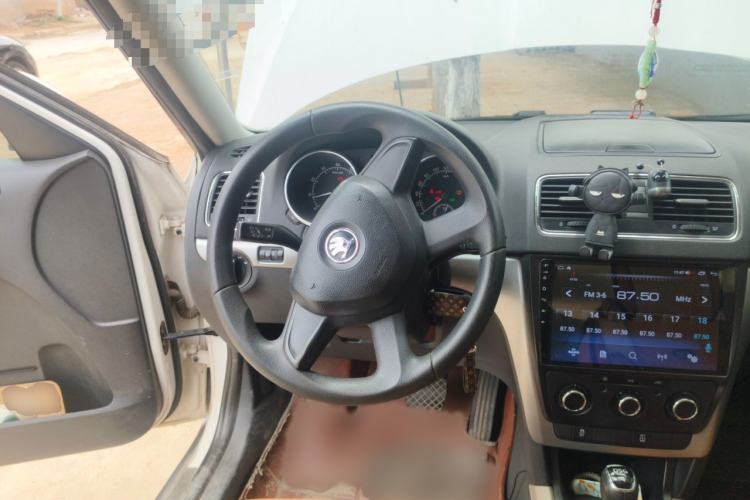Used Skoda Yeti 2014 1.4TSI DSG Explorer Edition Steering Wheel
