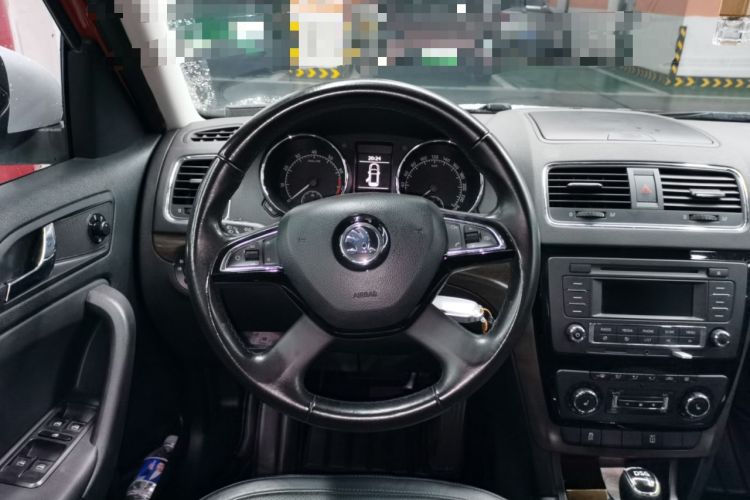 Used Skoda Yeti 2014 1.4TSI DSG All-Wheel Drive Version Steering Wheel