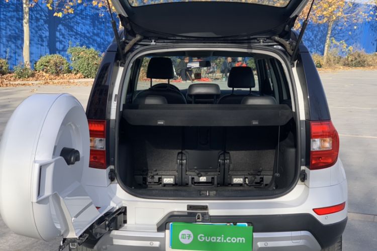 Used Skoda Yeti 2014 1.4 TSI DSG Polar Edition Trunk