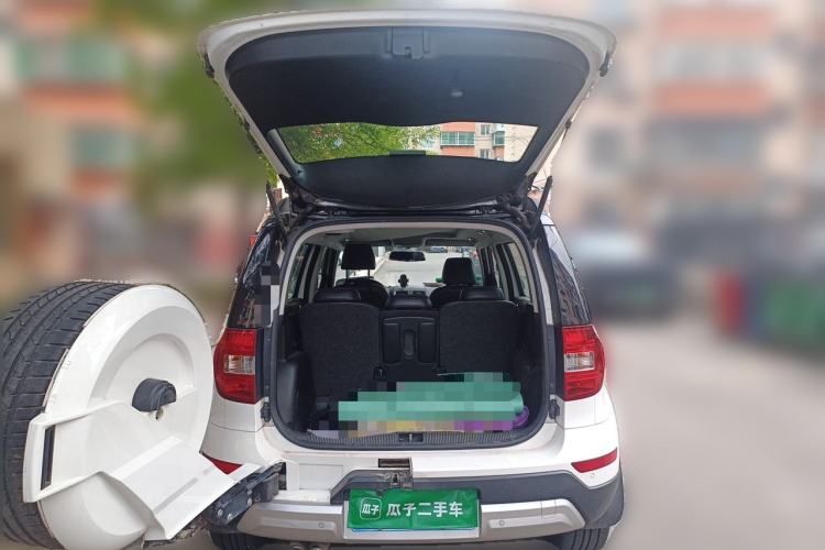 Used Skoda Yeti 2014 1.8TSI DSG Polar Edition Trunk