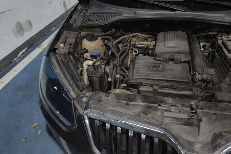 Used Skoda Yeti 2014 1.4TSI DSG Vibrant Edition Engine Bay Right