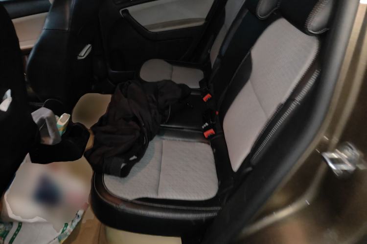 Used Skoda Yeti 2014 1.4TSI DSG Vibrant Edition Left Rear Seat