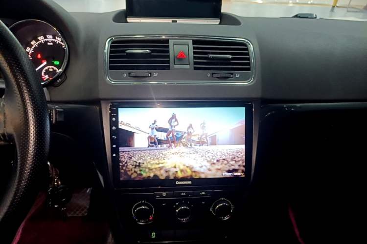 Used Skoda Yeti 2016 1.4TSI DSG Advanced Edition Audio And AC Panel