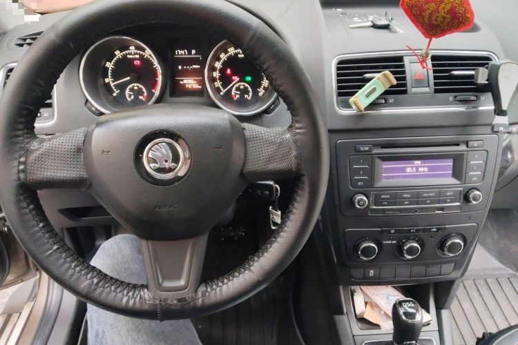 Used Skoda Yeti 2016 1.4TSI DSG Advanced Edition Audio And AC Panel