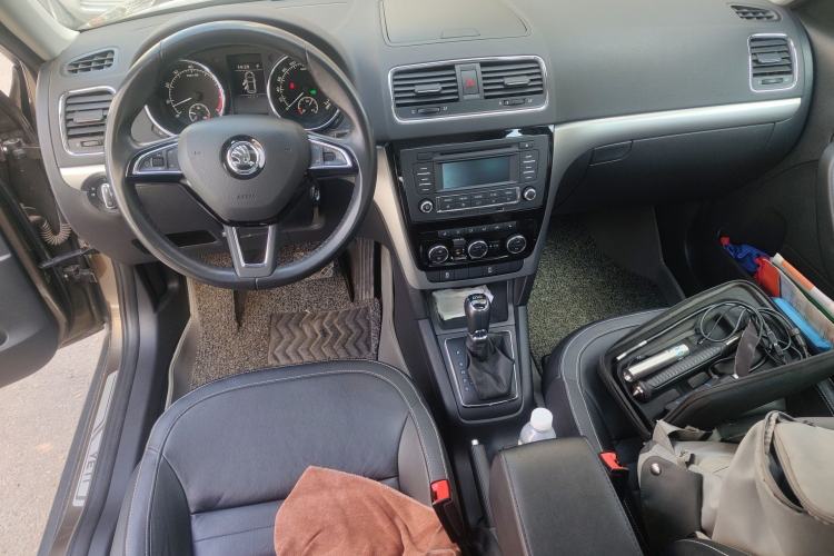 Used Skoda Yeti 2016 1.4TSI DSG Prestige Edition Center Console