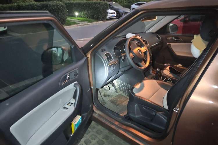 Used Skoda Yeti 2016 1.4TSI Manual Entry-Level Model Driver Seat