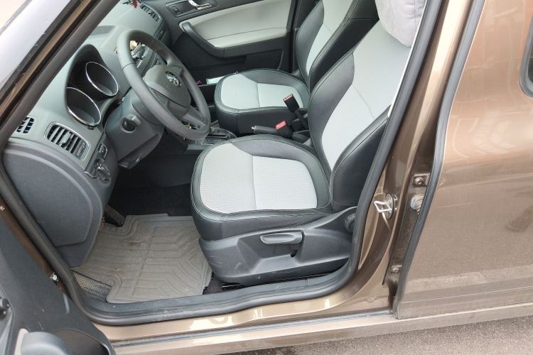 Used Skoda Yeti 2016 1.4TSI DSG Advanced Edition Driver Seat