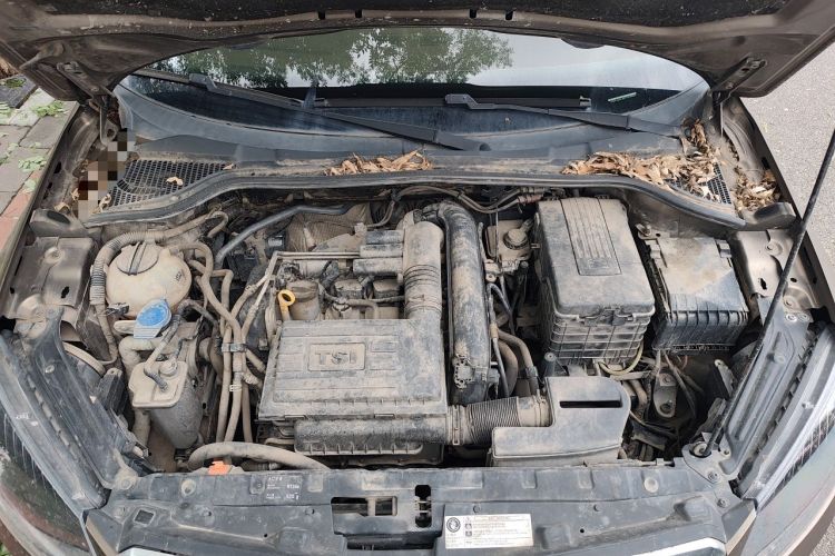 Used Skoda Yeti 2016 1.4TSI DSG Advanced Edition Engine Bay