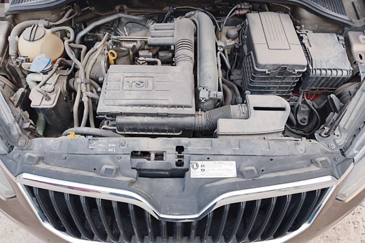 Used Skoda Yeti 2016 1.4TSI DSG Advanced Edition Engine Bay