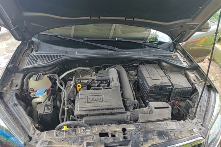 Used Skoda Yeti 2016 1.4TSI DSG Advanced Edition Engine Bay