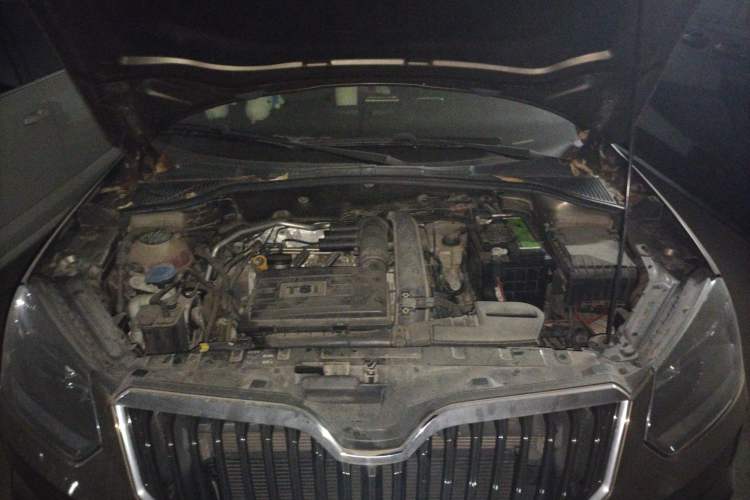 Used Skoda Yeti 2016 1.4TSI Manual Entry-Level Model Engine Bay