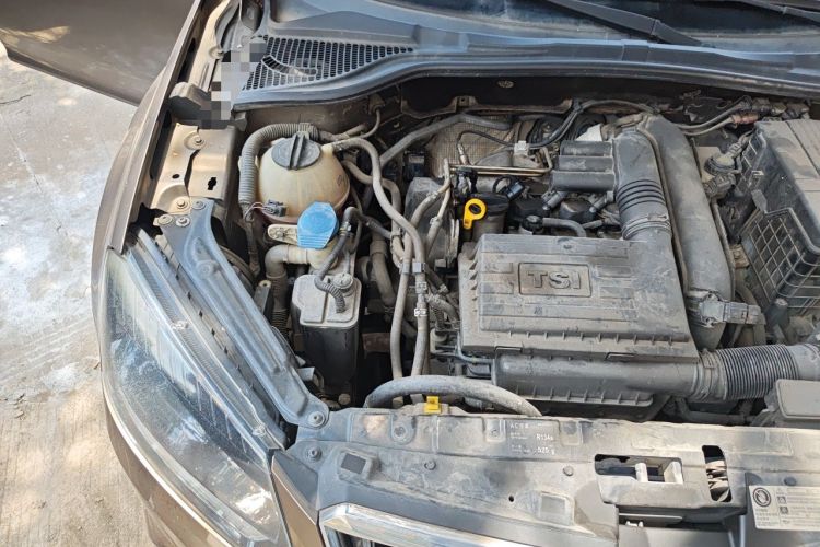 Used Skoda Yeti 2016 1.4TSI DSG Advanced Edition Engine Bay Right