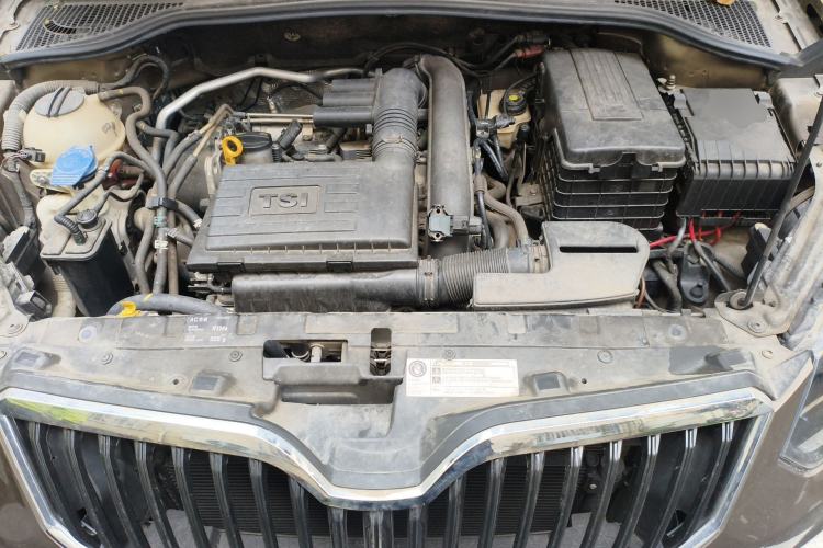 Used Skoda Yeti 2016 1.4TSI DSG Advanced Edition Engine Bay
