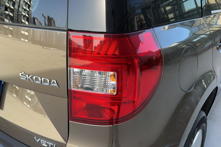 Used Skoda Yeti 2016 1.4TSI Manual Entry-Level Model Exterior 11