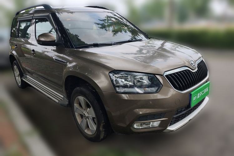 Used Skoda Yeti 2016 1.4TSI DSG Advanced Edition Front Right 45 Deg