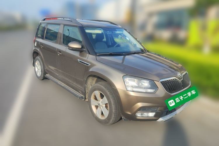 Used Skoda Yeti 2016 1.4TSI DSG Advanced Edition Front Right 45 Deg