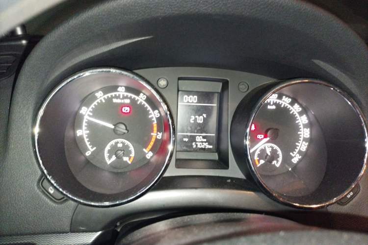 Used Skoda Yeti 2016 1.4TSI Manual Entry-Level Model Instrument Cluster