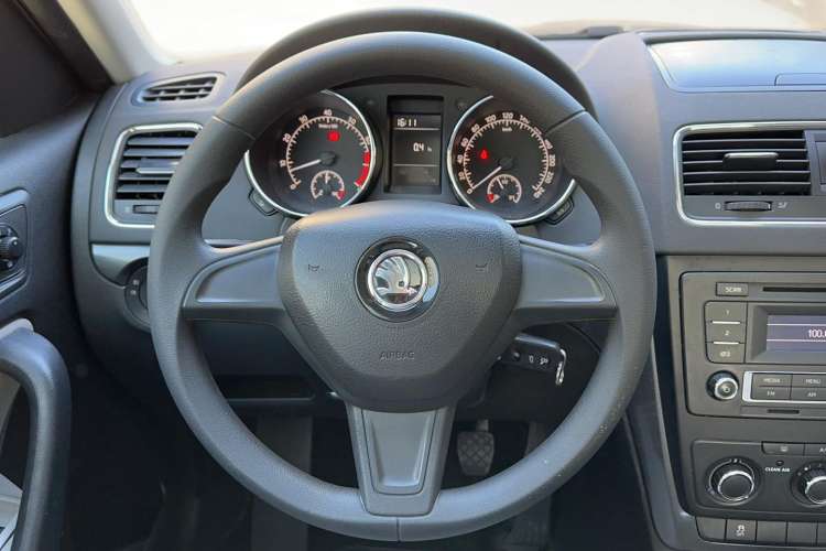 Used Skoda Yeti 2016 1.4TSI Manual Entry-Level Model Interior 2