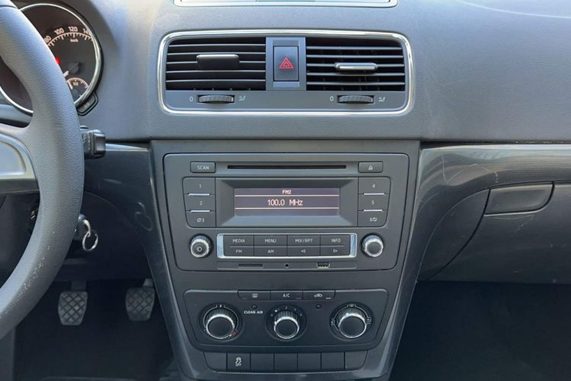 Used Skoda Yeti 2016 1.4TSI Manual Entry-Level Model Interior 3
